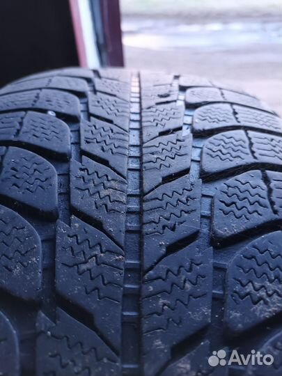 Michelin Latitude X-Ice 325/65 R17 101Q