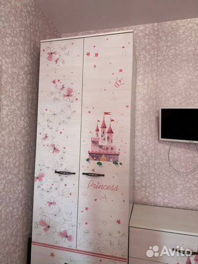 Набор детской мебели из 6 предметов