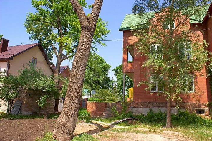 Дом 600 м² на участке 14 сот.