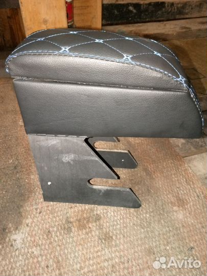 Подлокотник на ваз 08-15