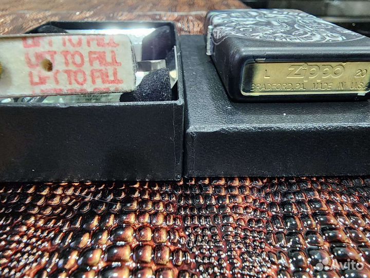 Зажигалка бензиновая zippo