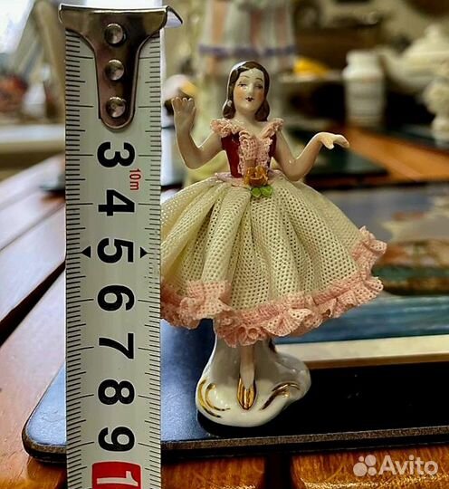 Статуэтка балерина кружевной фарфор (Germany)