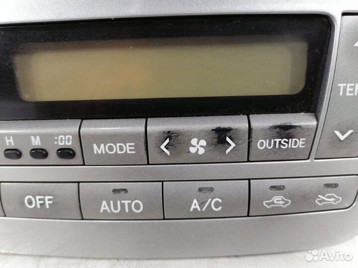 Блок управления климат-контролем Toyota Alphard