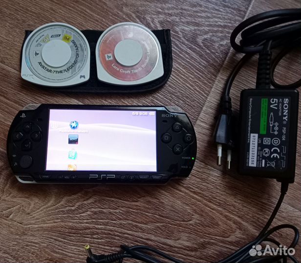 Sony PSP 2008 и 2 игры