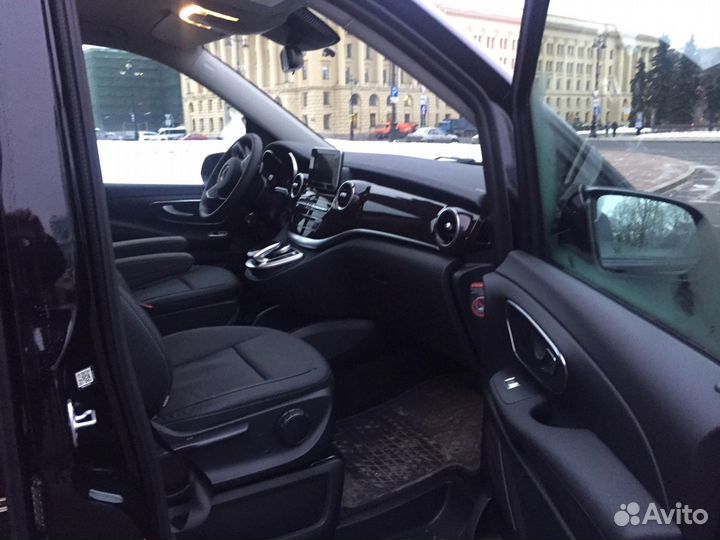 Аренда Мерседес V класс с водителем