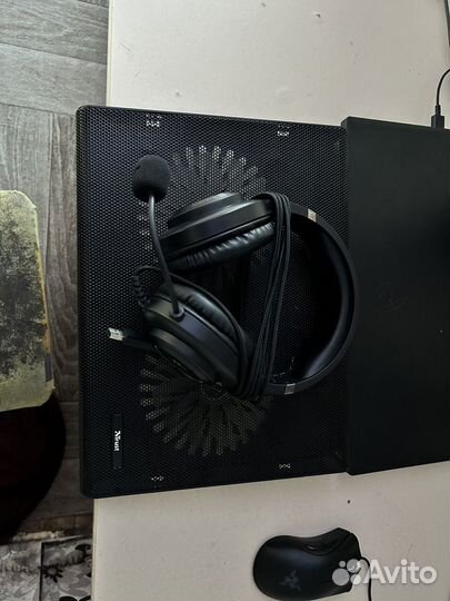 Ноутбук MSI gf76 katana