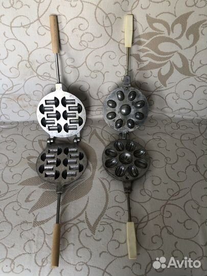 Форма для выпечки грибочков