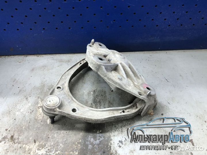 Рычаг передний верхний Volkswagen Touareg 7L