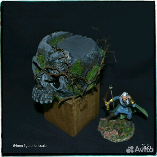 Череп Скала подставка для фэнтези миниатюры 54 мм