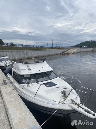 Продам Байлайнер 2556