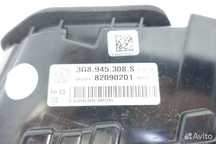 Фара задняя правая VW arteon