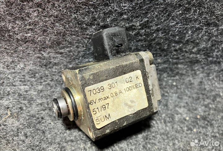 Клапан рулевой рейки Mercedes E-class