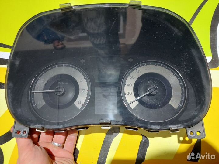 Щиток приборов Hyundai Solaris 1