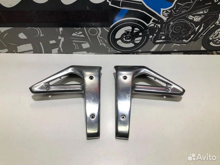 Боковые накладки (радиатора) Kawasaki ER-5 2001г