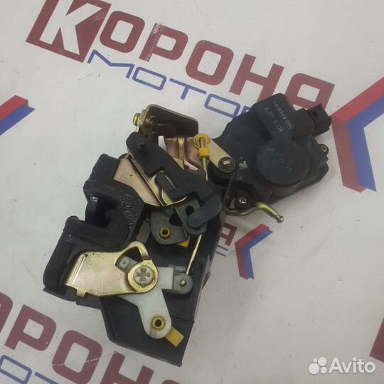 Замок двери задней правой hyundai terracan