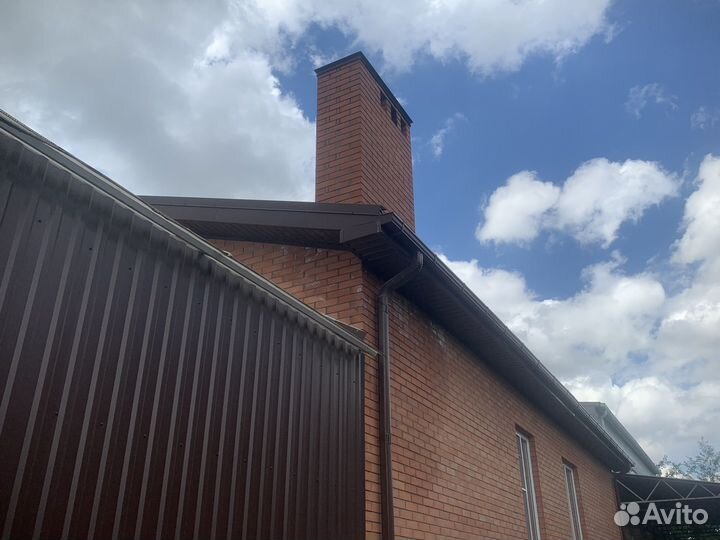 Бригада строителей