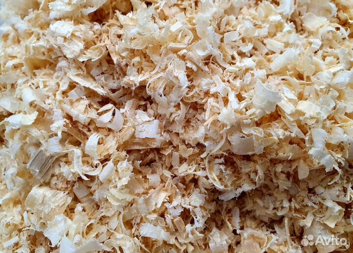 Сухие сосновые опилки в мешках