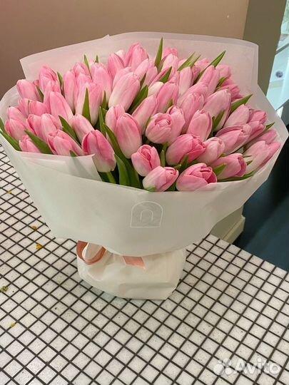 Тюльпаны 8 марта с доставкой