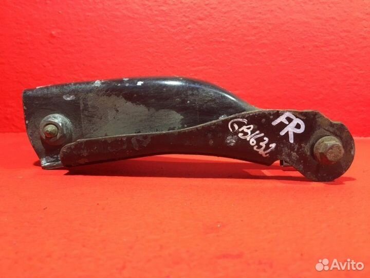 Рычаг подвески верхний передний правый Citroen C5