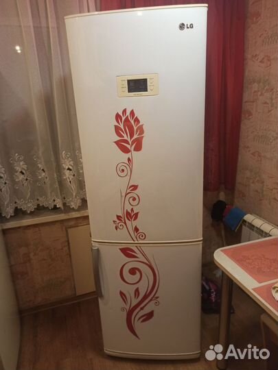 Холодильник бу lg
