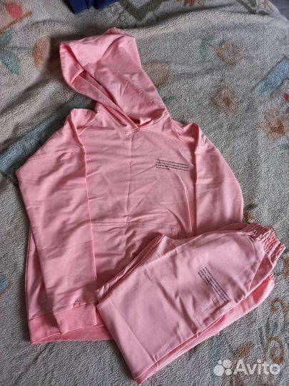 Костюм спортивный