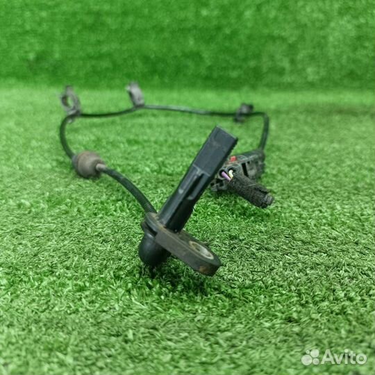 Датчик ABS задний правый Opel Astra J GTC 2012