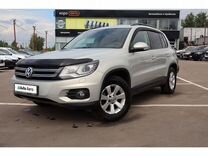 Volkswagen Tiguan 2.0 AT, 2013, 127 107 км, с пробегом, цена 1 631 000 руб.