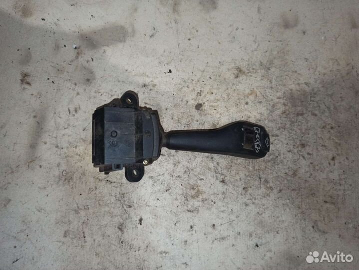 61318363669 Переключатель стеклоочистителей BMW X5