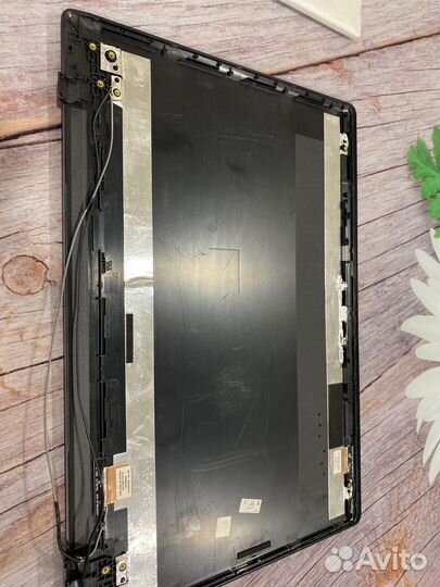 Крышка ноутбука Lenovo