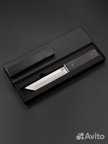 Нож в подарочном футляре