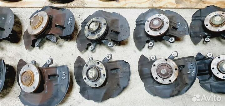 Кулак поворотный передний левый, правый BMW E46