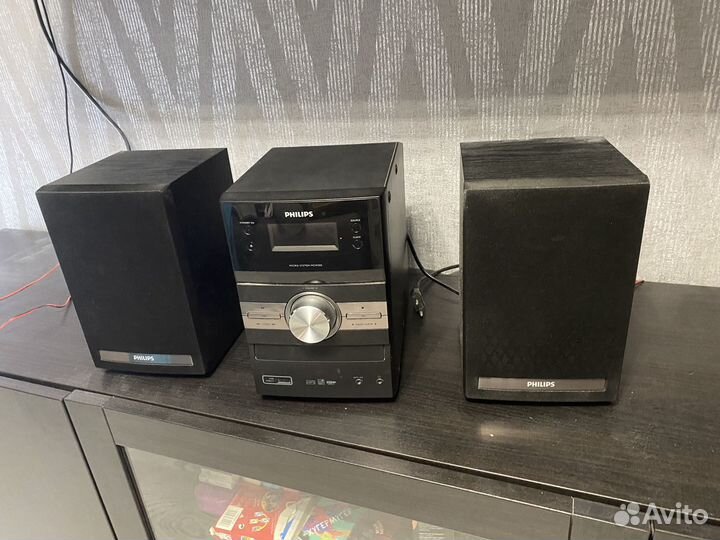 Музыкальный центр philips