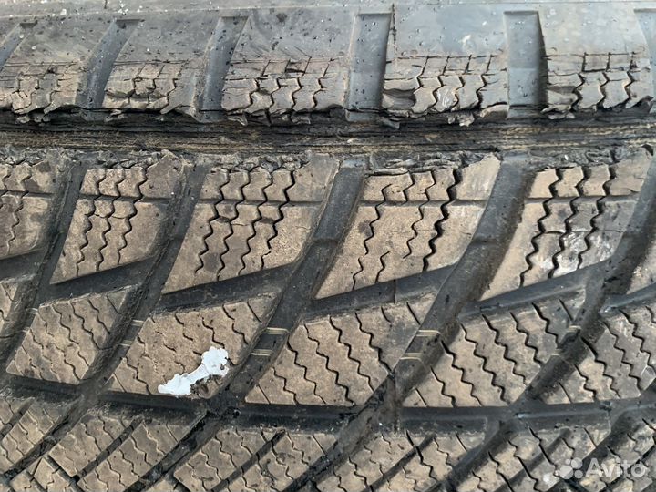 Bridgestone Blizzak LM-001 285/45 R21 113V