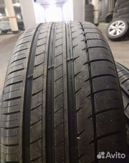 Triangle EffeXSport TH202 225/55 R18 102