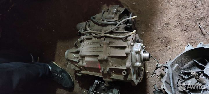 Раздаточная коробка Nissan Elgrand apwe50, vq35de