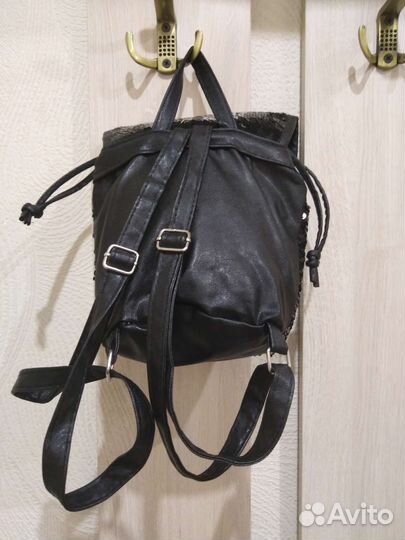 Рюкзачок новый на 2-5лет