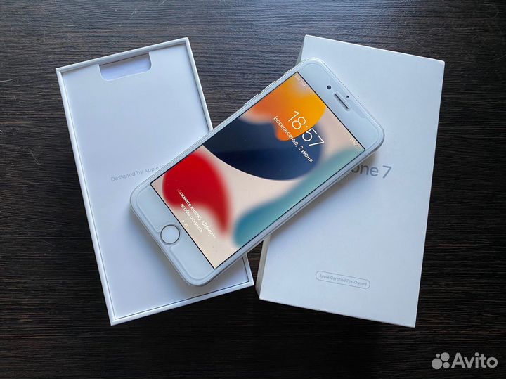 iPhone 7, 128 ГБ