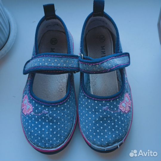 Обувь на девочку