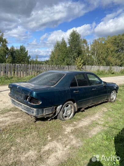Mercedes-Benz E-класс 2.4 AT, 1997, битый, 250 000 км