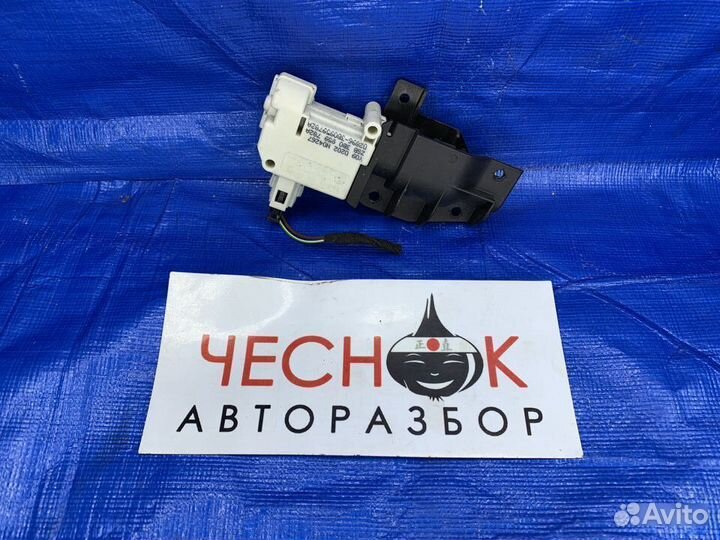 Замок бардачка активатор моторчик Audi Q7