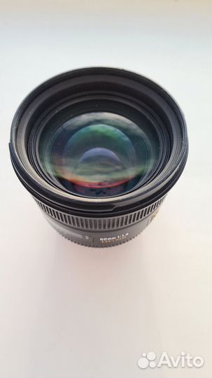 Объектив на Canon Sigma AF 50 mm f/1.4 EX DG HSM