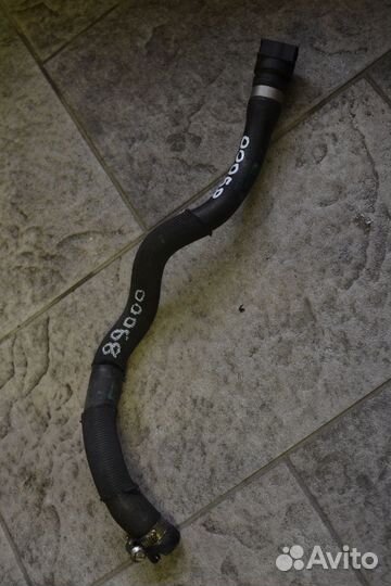 Патрубок системы охлаждения