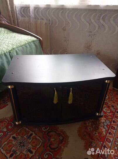 Тумба под тв