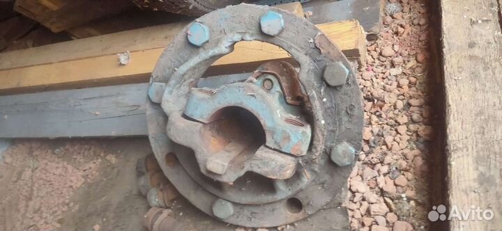 Запчасти на трактор мтз