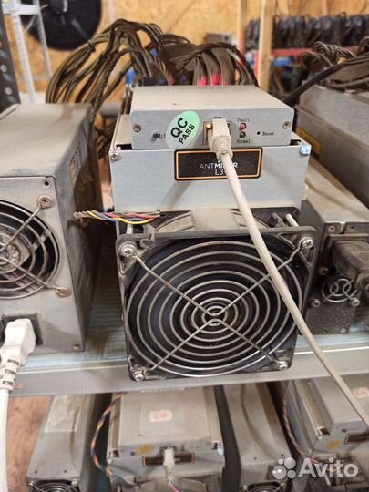 Antminer L3+ с бп
