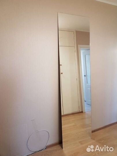 Зеркало настенное в прихожую