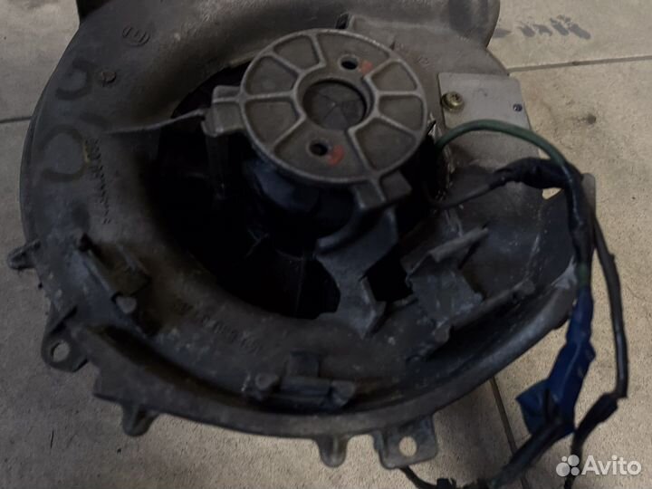 Моторчик печки Mercedes W140