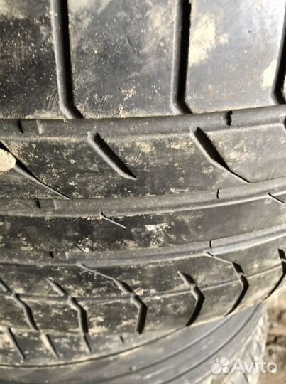 Dunlop SP QuattroMaxx 275/40 R22