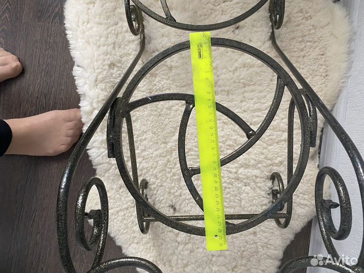 Подставка для цветов