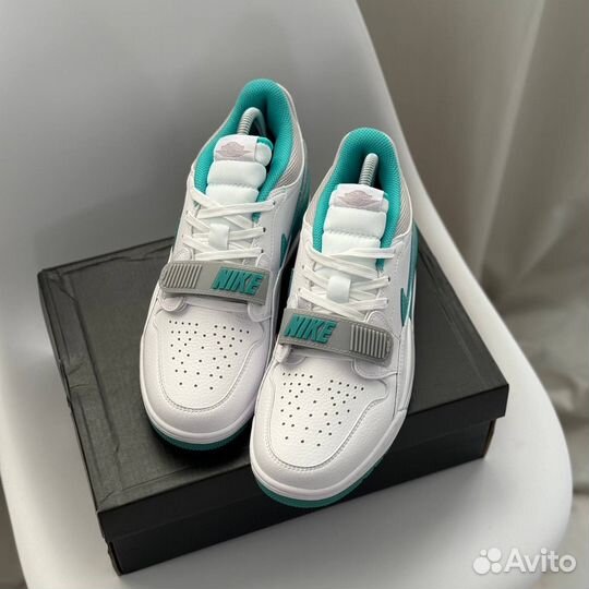 Jordan Legacy 312 Low “White Turquoise” Оригинал